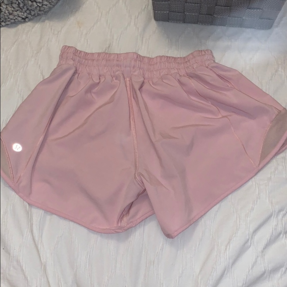 Lululemon pink hotty hot shorts